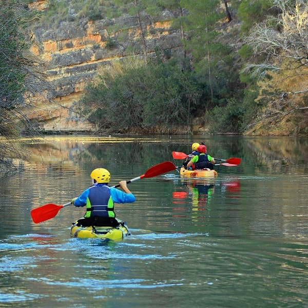 5. Kayak Individual o Doble en el Cañón de Almadenes con visita a Cuevas